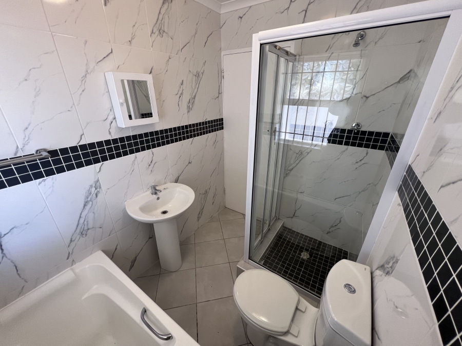 To Let 2 Bedroom Property for Rent in Flamingo Vlei Western Cape